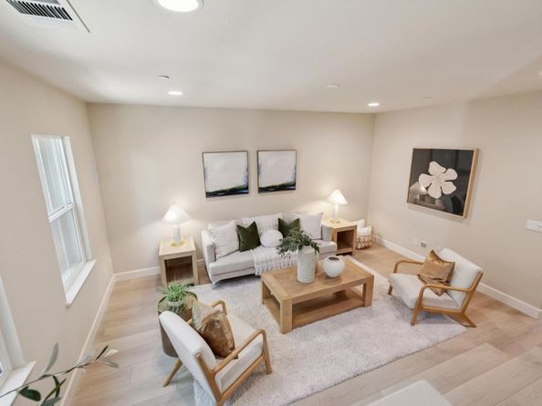 493 Magritte Way, Mountain View CA 94041