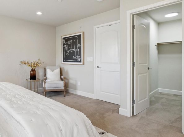 493 Magritte Way, Mountain View CA 94041