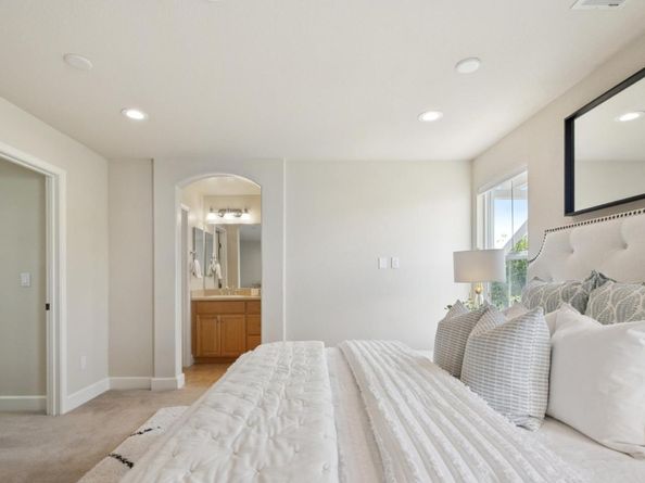 493 Magritte Way, Mountain View CA 94041