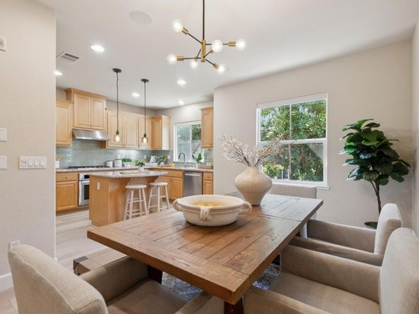 493 Magritte Way, Mountain View CA 94041