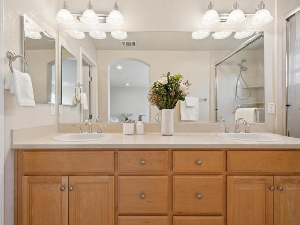 493 Magritte Way, Mountain View CA 94041