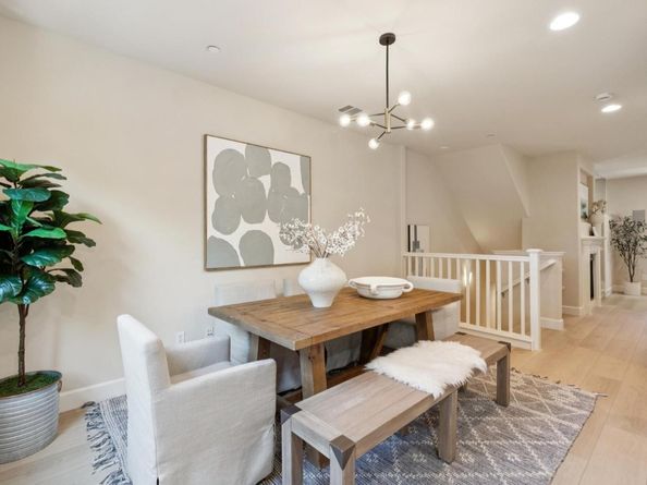 493 Magritte Way, Mountain View CA 94041