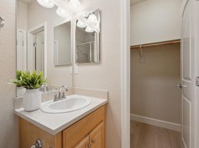 493 Magritte Way, Mountain View CA 94041