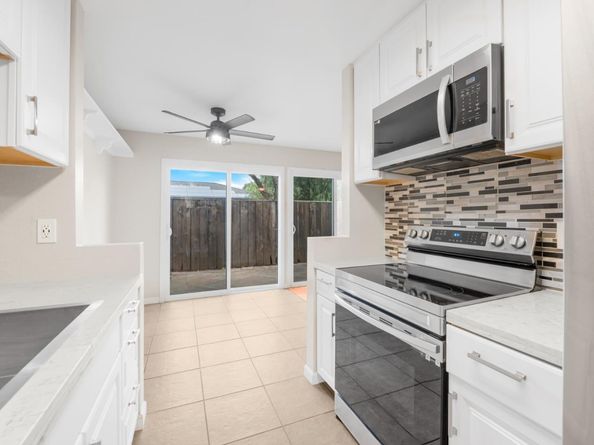 8105 Kern Avenue 33, Gilroy CA 95020