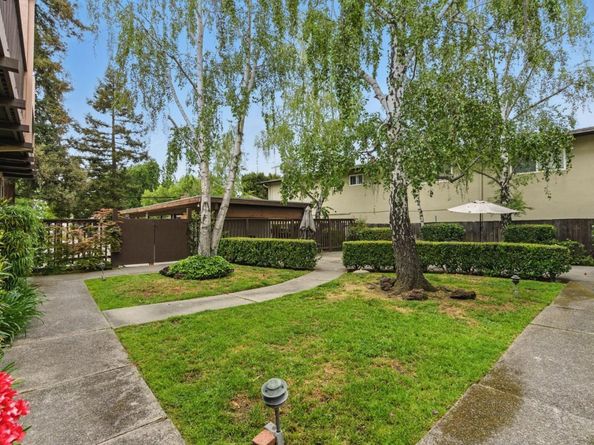 415 Oak Avenue, Redwood City CA 94061