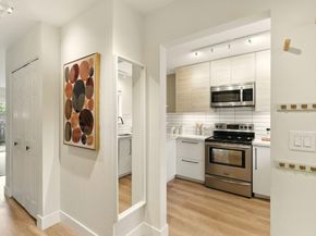 415 Oak Avenue, Redwood City CA 94061