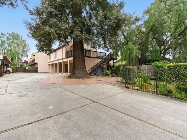 415 Oak Avenue, Redwood City CA 94061