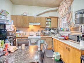 1887 Oakdale Avenue, San Francisco CA 94124