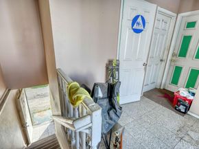 1887 Oakdale Avenue, San Francisco CA 94124