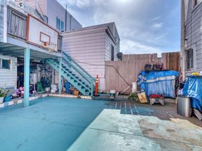 1887 Oakdale Avenue, San Francisco CA 94124