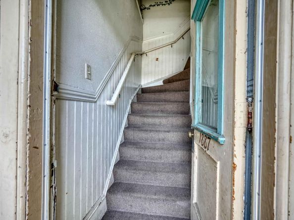 1887 Oakdale Avenue, San Francisco CA 94124