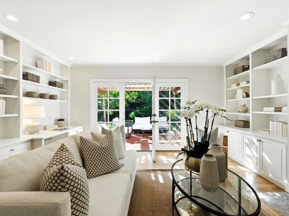 253 Seale Avenue, Palo Alto CA 94301