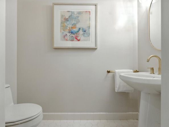 253 Seale Avenue, Palo Alto CA 94301
