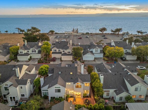 445 Mcdonnel Road, Alameda CA 94502