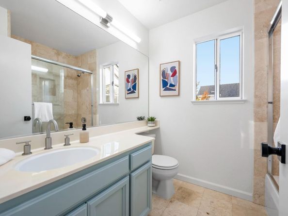 445 Mcdonnel Road, Alameda CA 94502