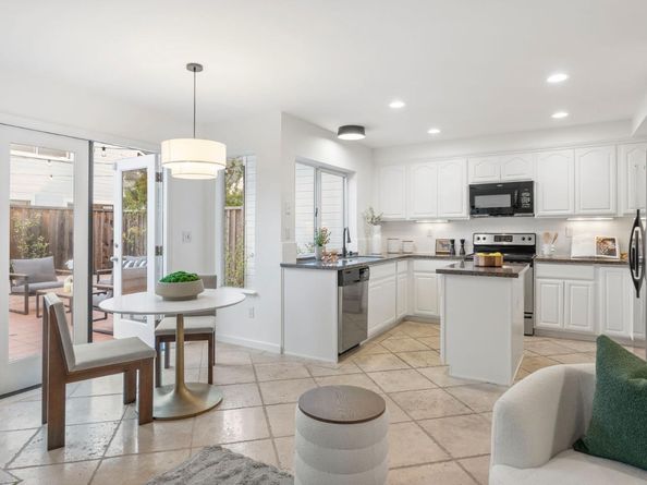 445 Mcdonnel Road, Alameda CA 94502