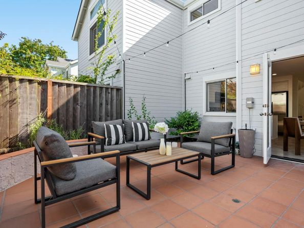 445 Mcdonnel Road, Alameda CA 94502