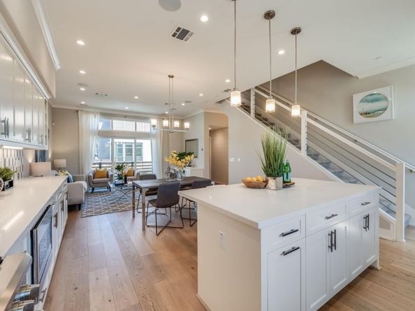 657 E Evelyn Avenue, Sunnyvale CA 94086