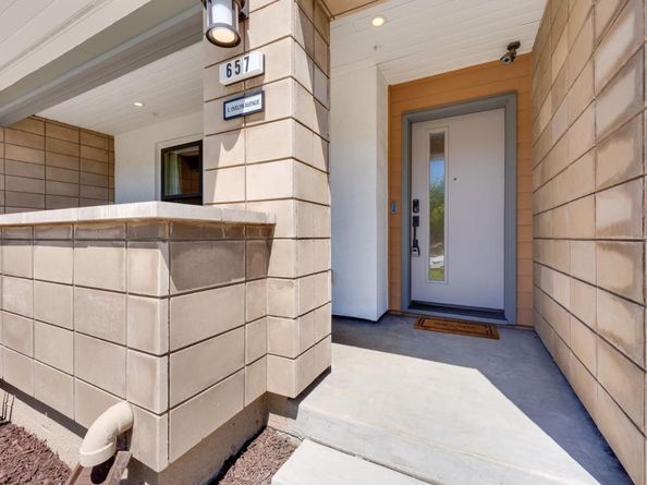 657 E Evelyn Avenue, Sunnyvale CA 94086