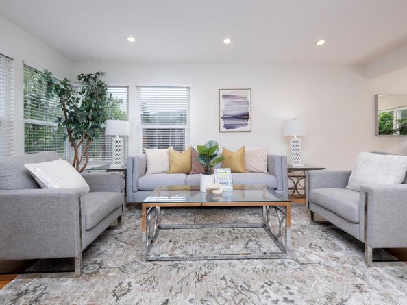 3 Yellowstone Way, Pacifica CA 94044