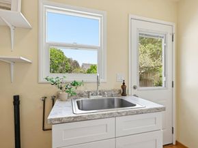 212 Darwin Street, Santa Cruz CA 95062