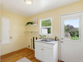 212 Darwin Street, Santa Cruz CA 95062