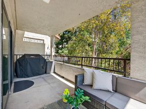 22103 Vista Del Plaza Lane 22, Hayward CA 94541