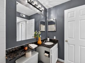 22103 Vista Del Plaza Lane 22, Hayward CA 94541