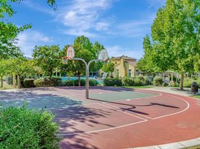 7532 Strath Place, Gilroy CA 95020