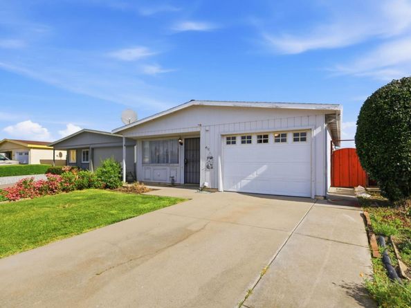 415 Spruce Circle, Watsonville CA 95076