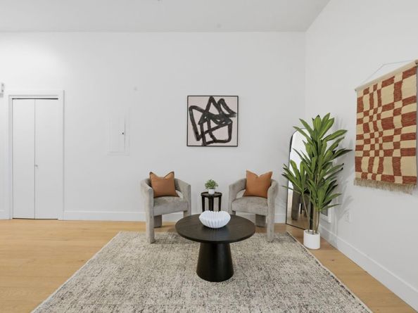 1001 46th Street 212, Emeryville CA 94608
