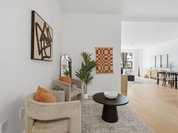 1001 46th Street 212, Emeryville CA 94608