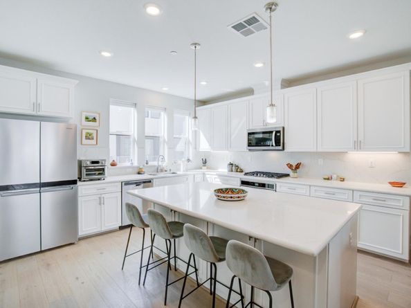 2785 Ball Place 4, Santa Clara CA 95051