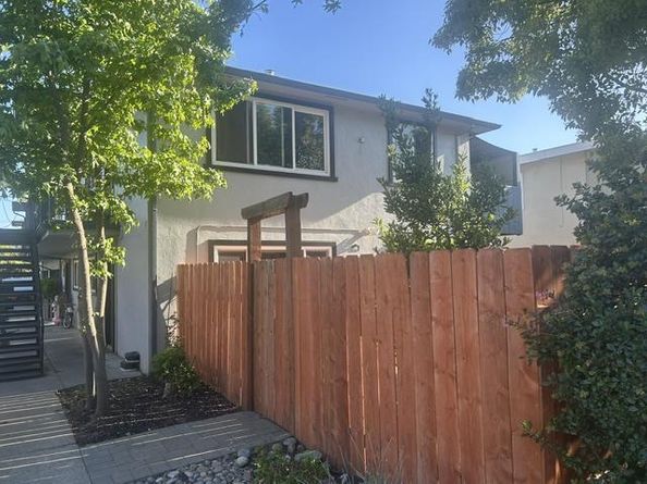 Undisclosed Address #ML82047855, San Mateo CA 94402