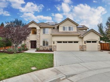 17017 Heatherwood Way