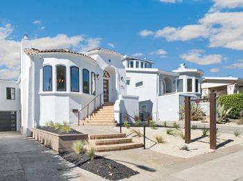 611 Miramar Avenue