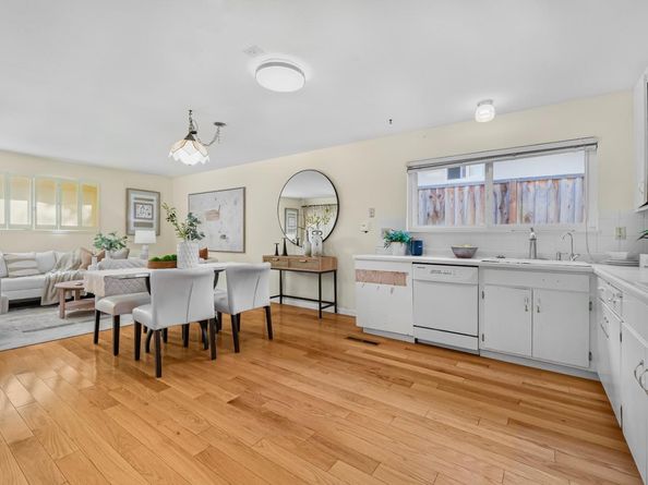 1694 Hyde Drive, Los Gatos CA 95032