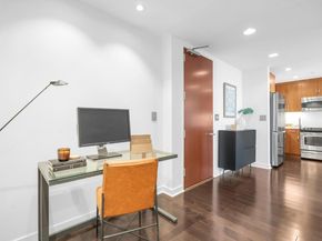 38 Almaden 1413, San Jose CA 95110