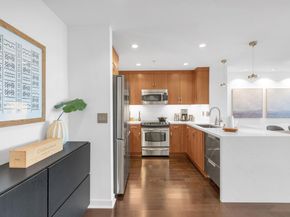 38 Almaden 1413, San Jose CA 95110