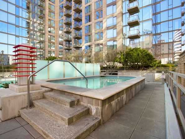 38 Almaden 1413, San Jose CA 95110