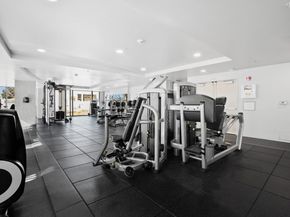 38 Almaden 1413, San Jose CA 95110