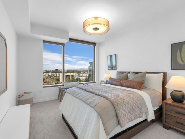 38 Almaden 1413, San Jose CA 95110