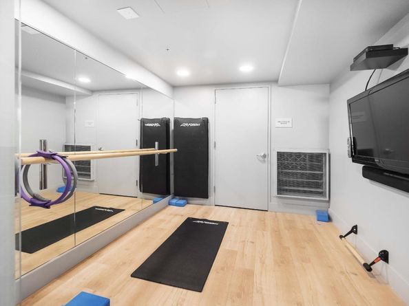 38 Almaden 1413, San Jose CA 95110