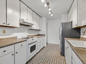 320 Vallejo Drive 18, Millbrae CA 94030