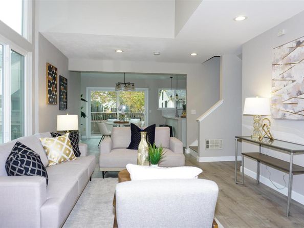 618 S Fair Oaks Avenue, Sunnyvale CA 94086