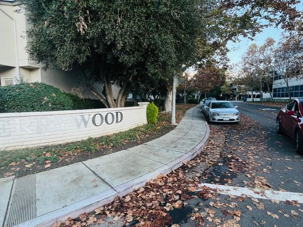 618 S Fair Oaks Avenue, Sunnyvale CA 94086