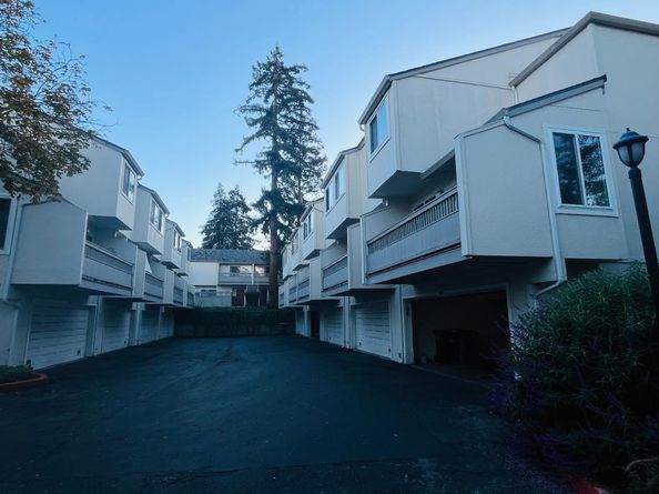 618 S Fair Oaks Avenue, Sunnyvale CA 94086