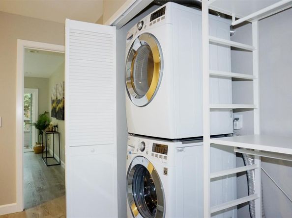 618 S Fair Oaks Avenue, Sunnyvale CA 94086