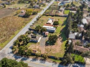 980 E Middle Avenue, San Martin CA 95046