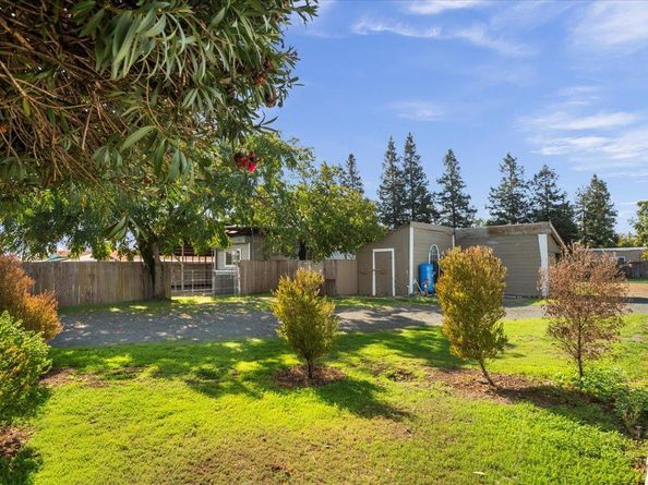 980 E Middle Avenue, San Martin CA 95046